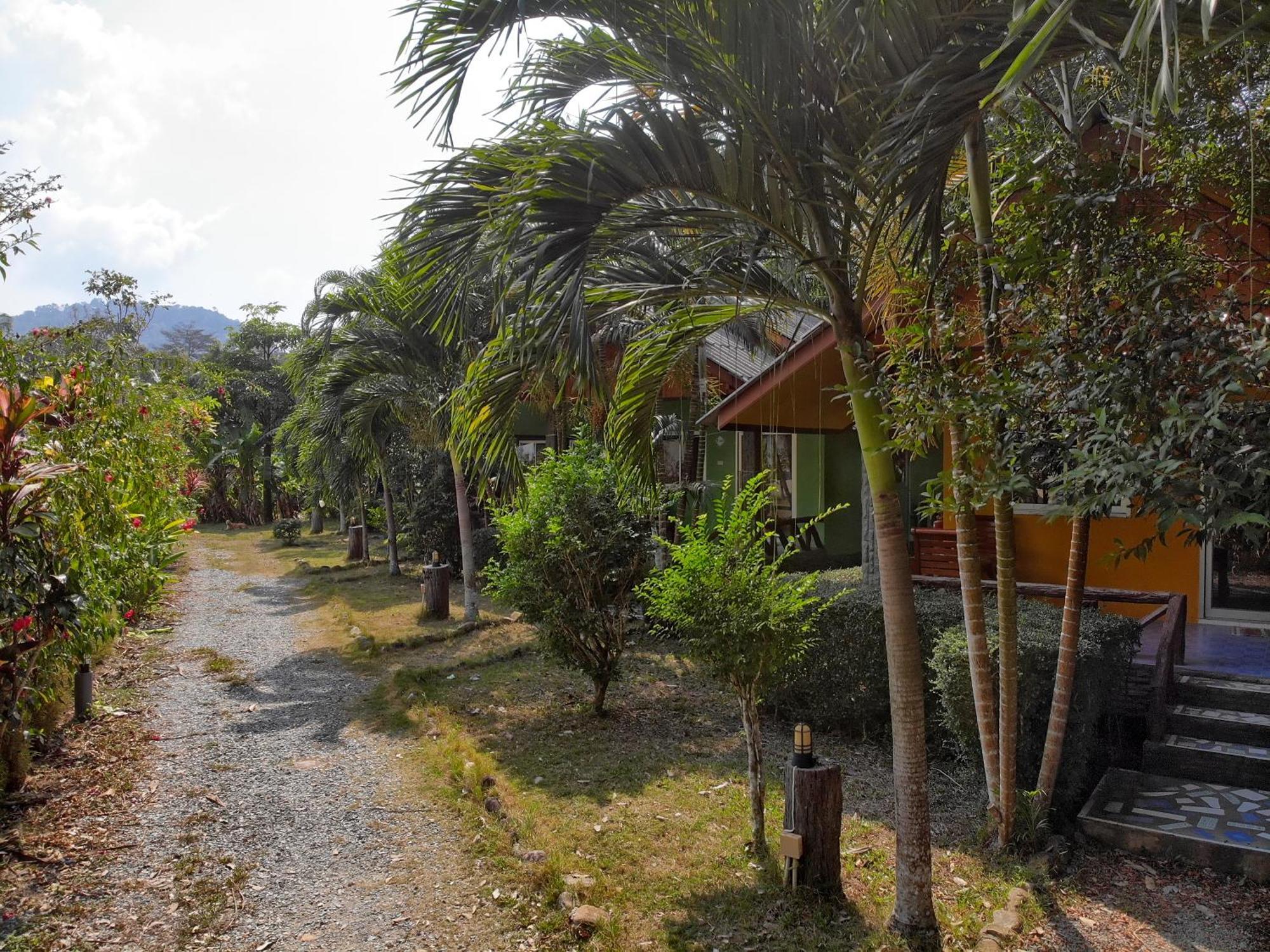 Sabaidee Resort Koh Chang Exterior photo