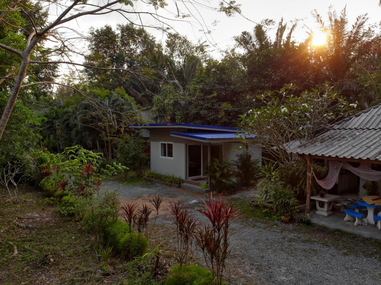 Sabaidee Resort Koh Chang Exterior photo